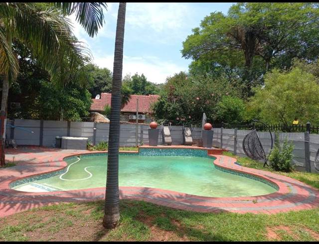3 BEDROOM PROPERTY TO RENT IN CLAREMONT